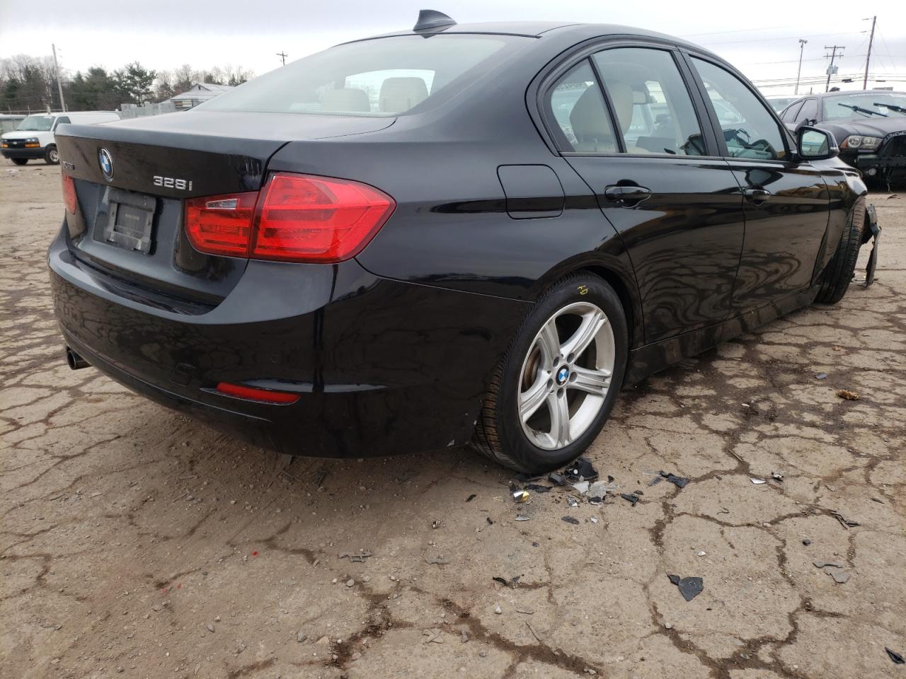 Photo 4 from auction – 2014 BMW 328 XI with VIN WBA3B3G57ENR82109