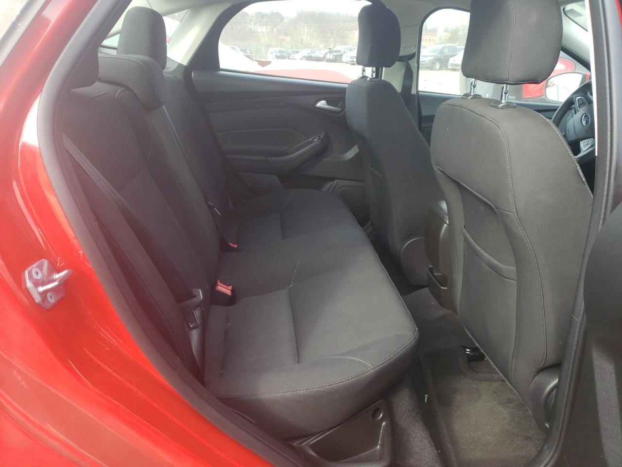 Photo 6 from auction – 2016 FORD FOCUS SE with VIN 1FADP3F26GL319845