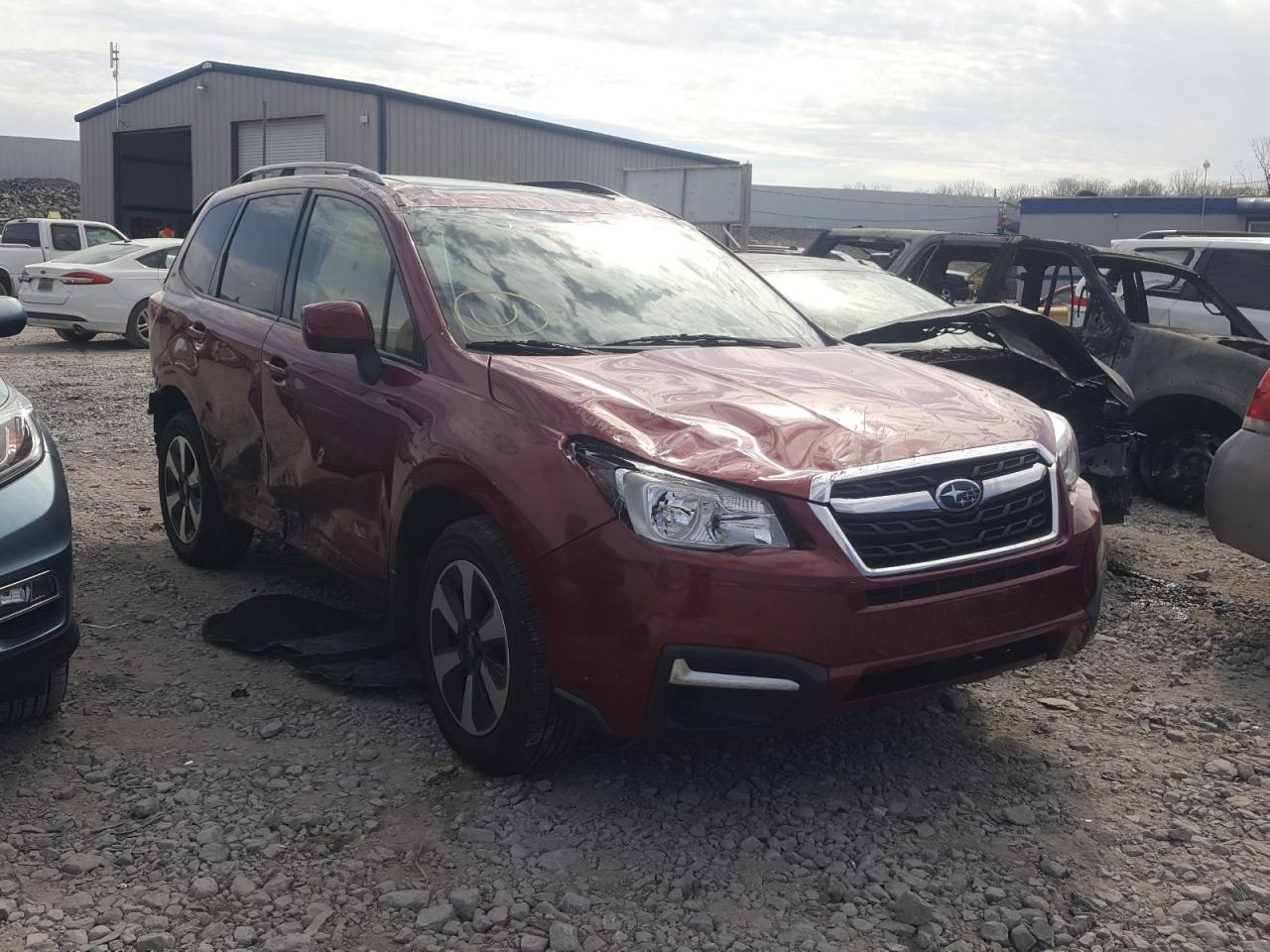 SUBARU FORESTER 2 2017 with VIN JF2SJAECXHH435394 - Photo from auction