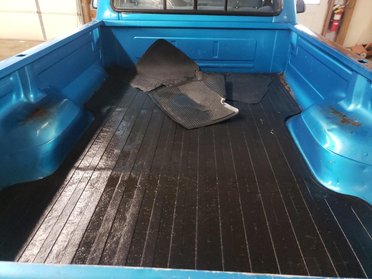 Photo 6 from auction – 1995 FORD F150 with VIN 1FTEF15N7SLB16845