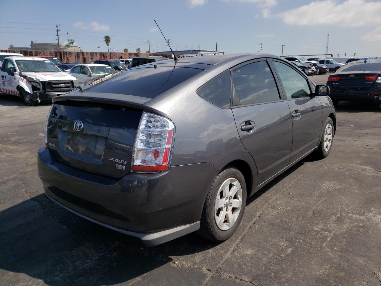 Photo 4 from auction – 2007 TOYOTA PRIUS with VIN JTDKB20U973204841