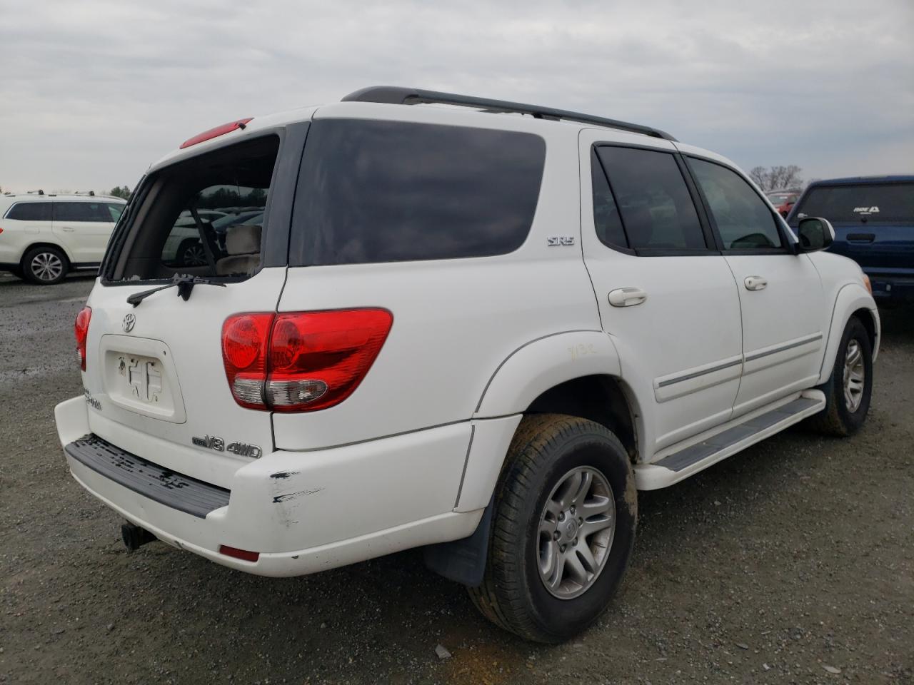 Photo 4 from auction – 2005 TOYOTA SEQUOIA SR with VIN 5TDBT44A95S236421