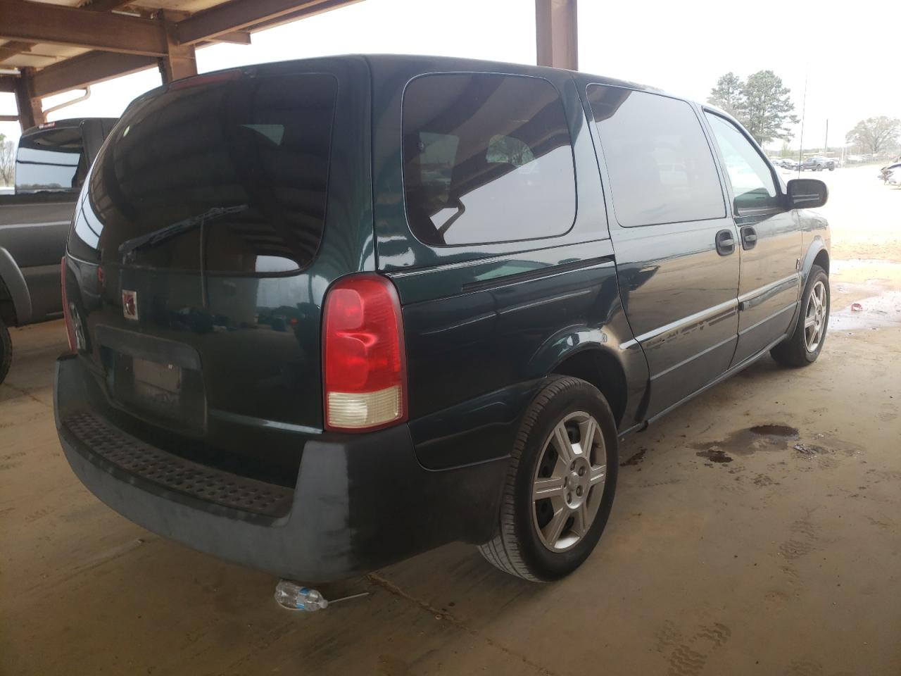 Photo 4 from auction – 2005 SATURN RELAY 2 with VIN 5GZDV03LX5D167263