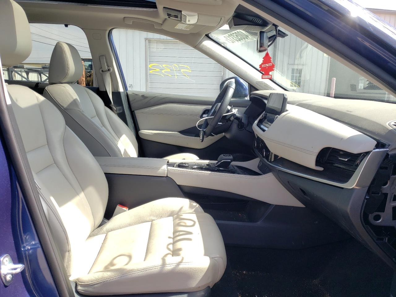 Photo 5 from auction – 2021 NISSAN ROGUE SL with VIN 5N1AT3CB2MC772042