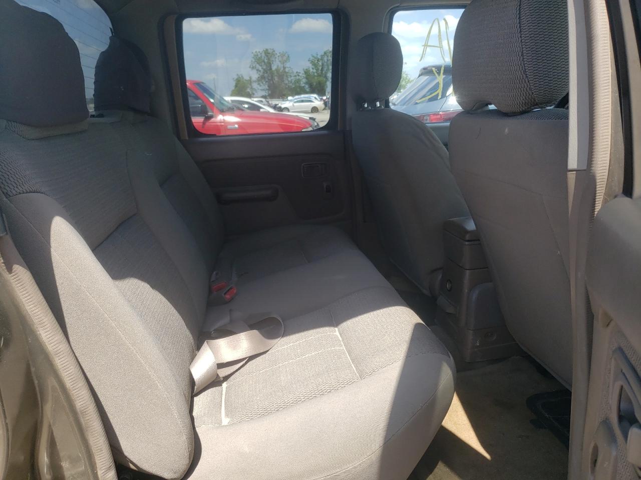 Photo 6 from auction – 2002 NISSAN FRONTIER C with VIN 1N6ED29X92C370335