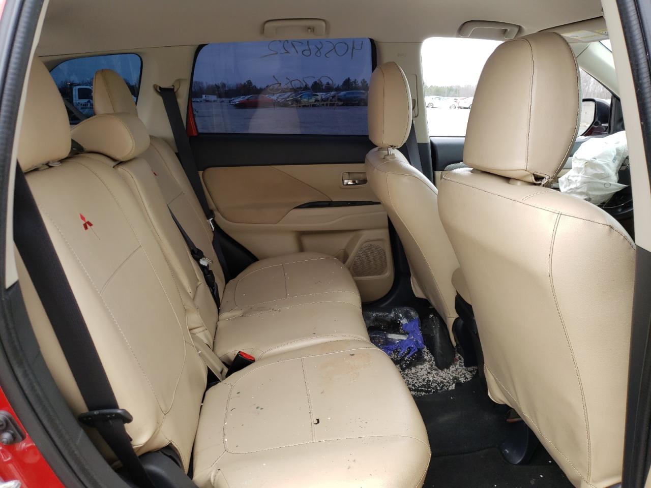 Photo 6 from auction – 2016 MITSUBISHI OUTLANDER with VIN JA4JZ4AX8GZ012412