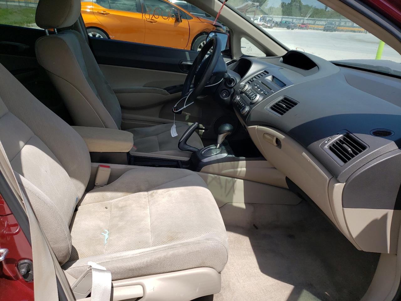 Photo 5 from auction – 2011 HONDA CIVIC LX with VIN 19XFA1F52BE023144