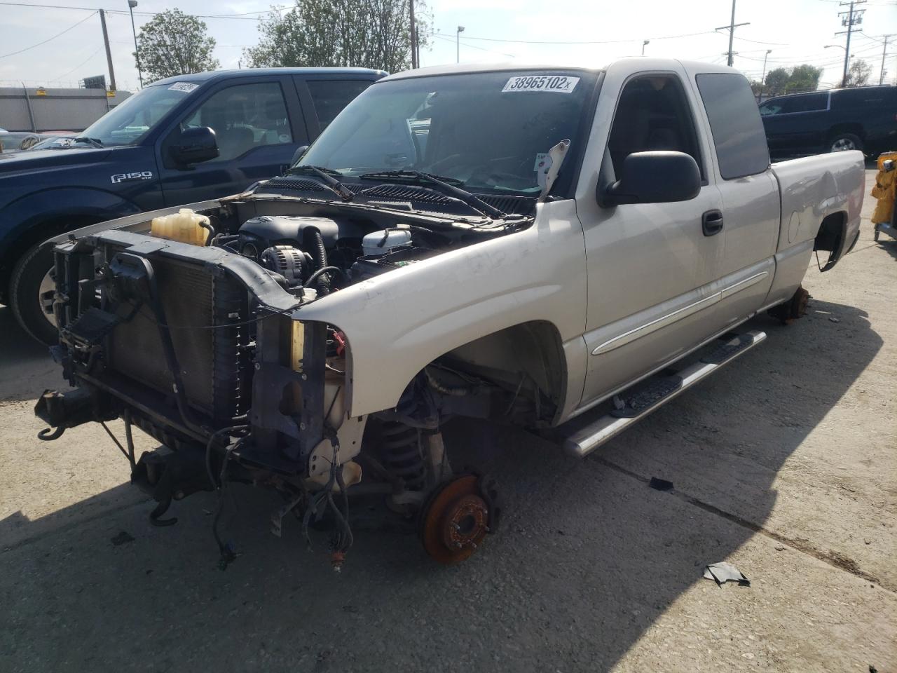 Photo 2 from auction – 2004 GMC NEW SIERRA with VIN 2GTEC19V441136563