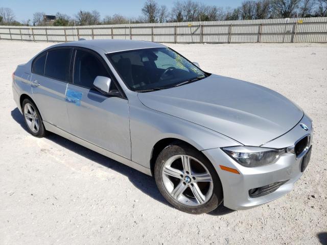 BMW 320 I 2015 مع رقم تعريف المركبة WBA3B1C51FK136040 - صورة من المزاد