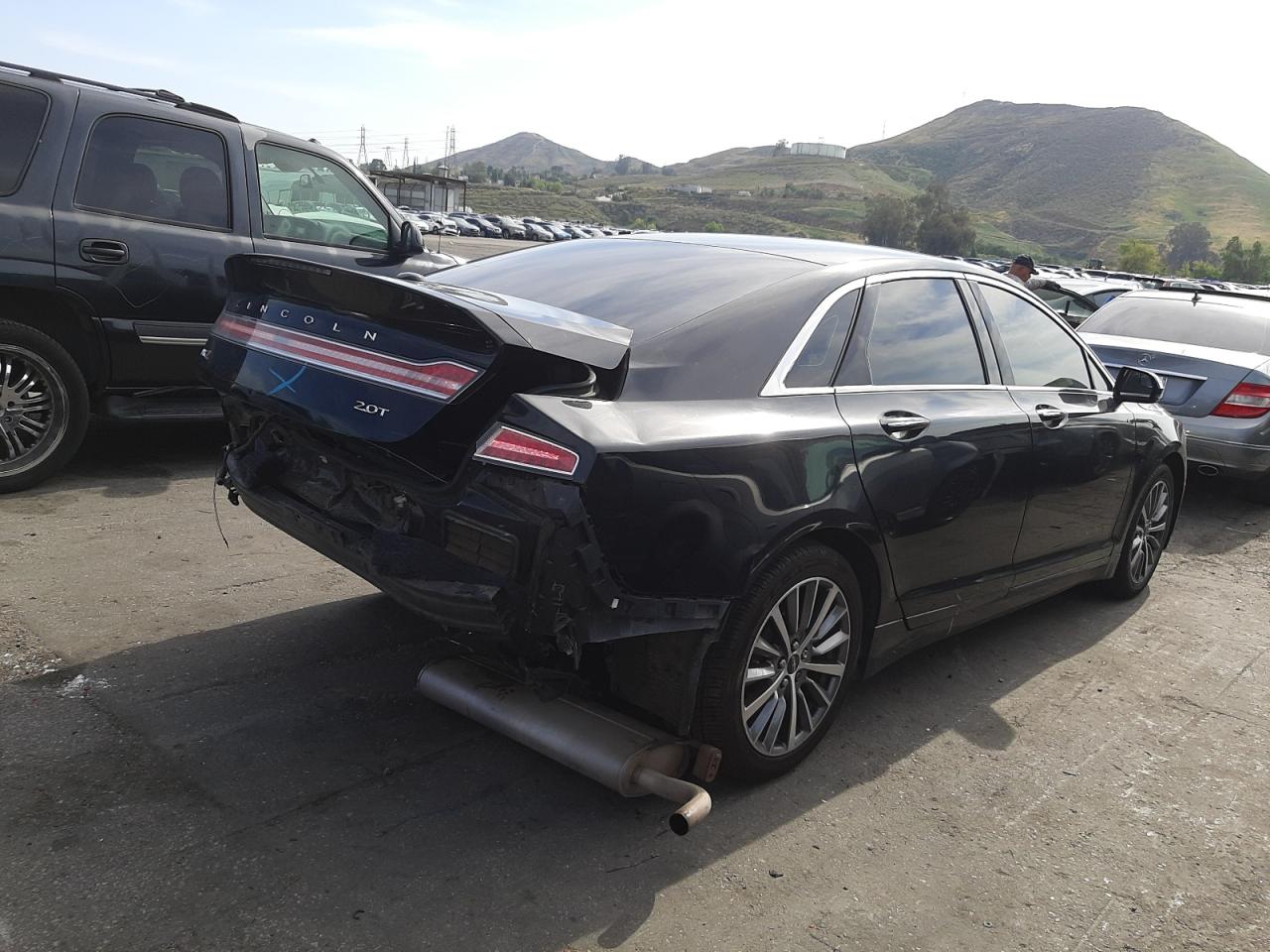 Photo 4 from auction – 2017 LINCOLN MKZ SELECT with VIN 3LN6L5C91HR615706