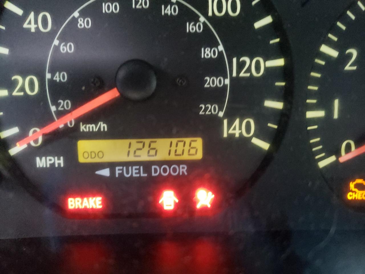 Photo 8 from auction – 2002 TOYOTA CAMRY with VIN 2T1CE22PX2C006739