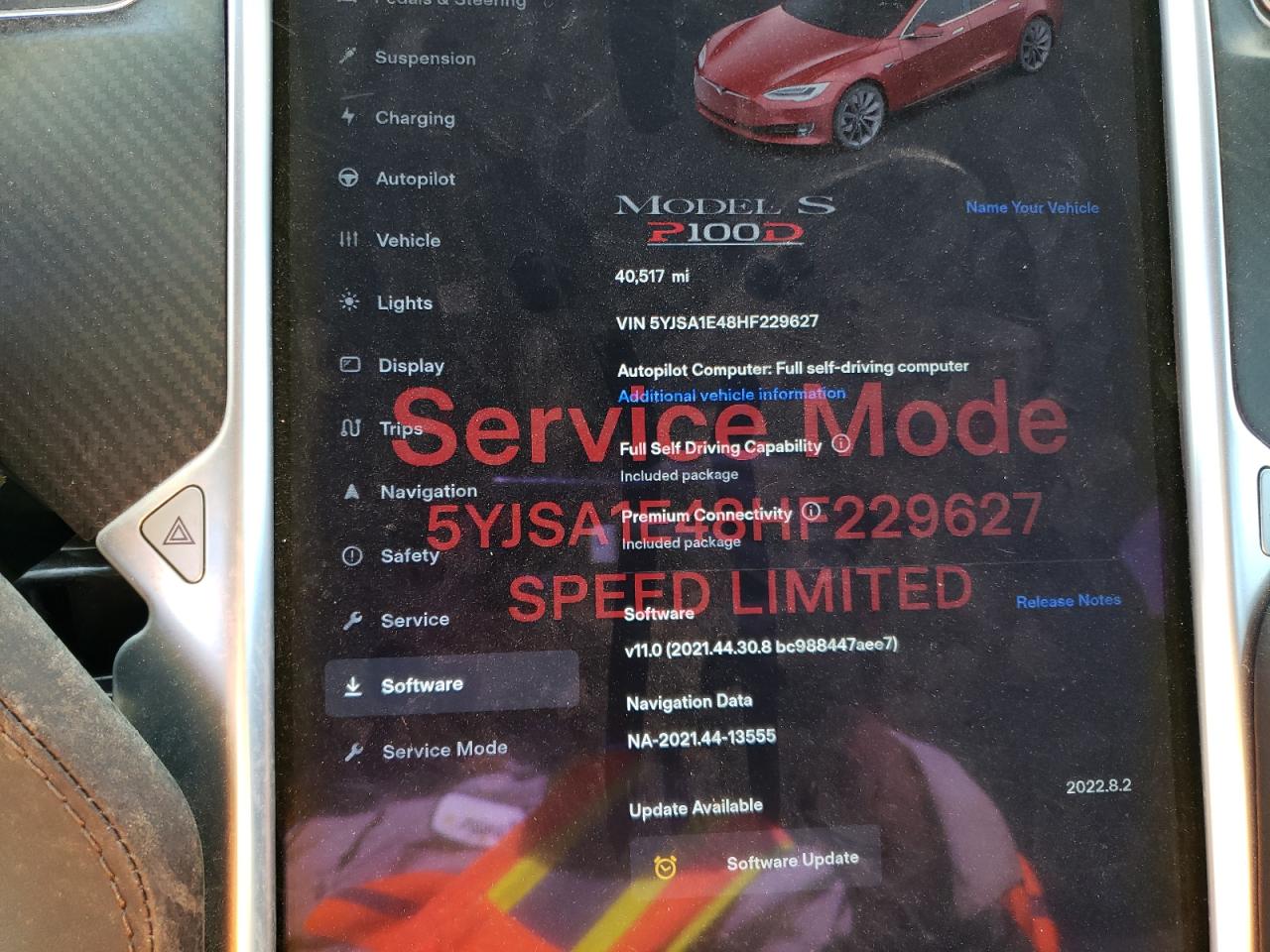 Photo 8 from auction – 2017 TESLA MODEL S with VIN 5YJSA1E48HF229627