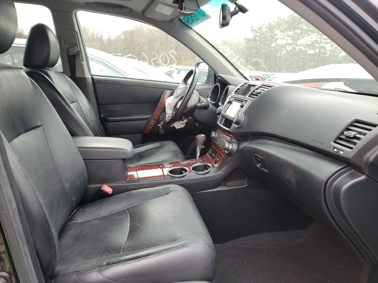 Photo 5 from auction – 2013 TOYOTA HIGHLANDER with VIN 5TDDK3EH6DS178834