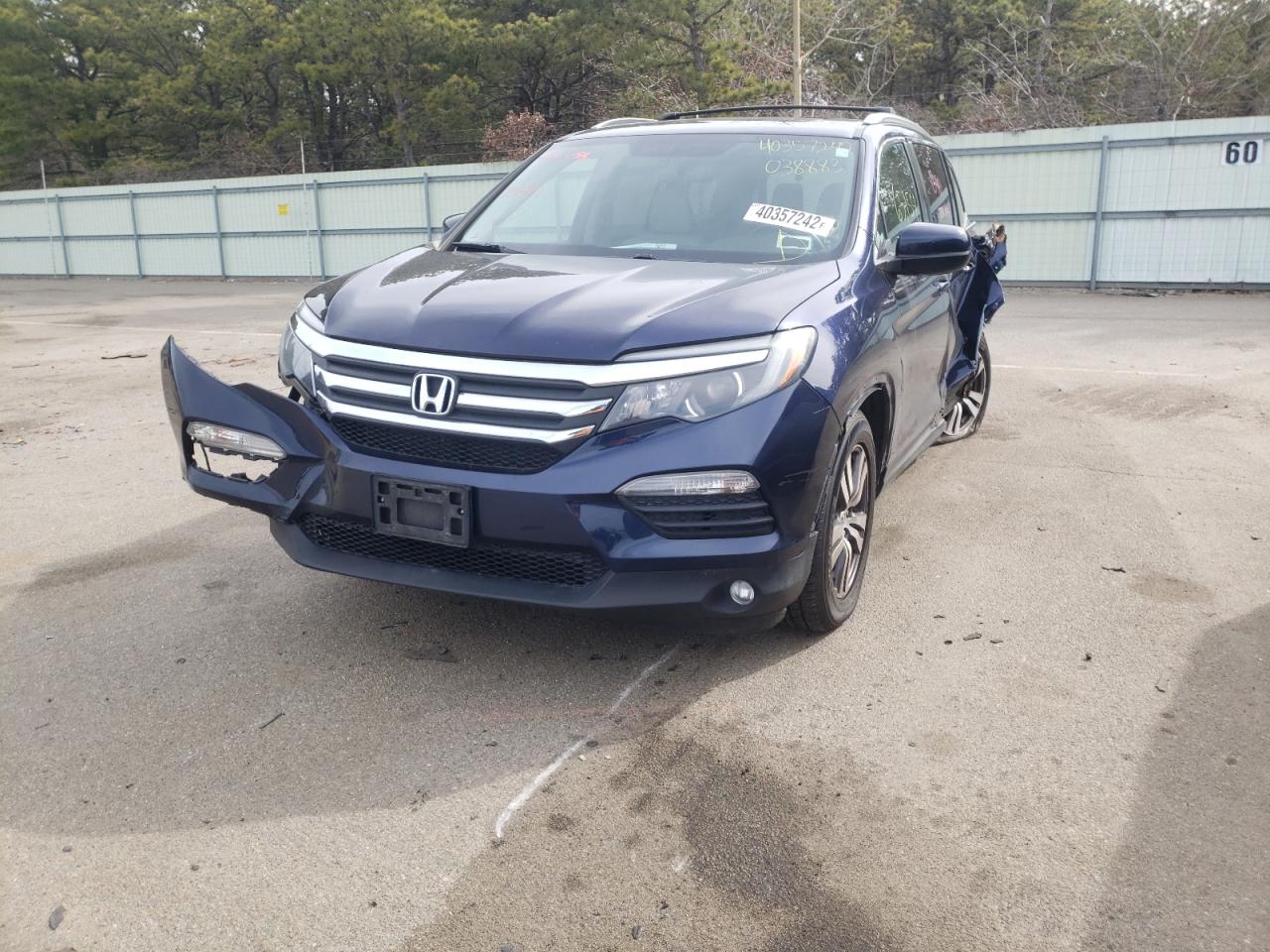 Photo 2 from auction – 2016 HONDA PILOT EXL with VIN 5FNYF6H58GB038883