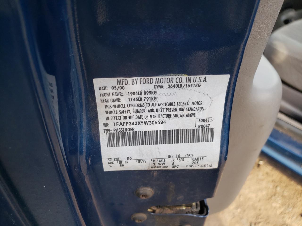 Photo 10 from auction – 2000 FORD FOCUS SE with VIN 1FAFP343XYW306584