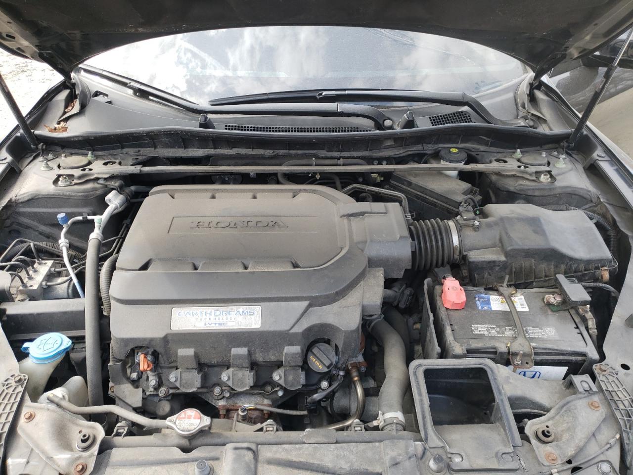 Photo 7 from auction – 2015 HONDA ACCORD EXL with VIN 1HGCT2B82FA003053