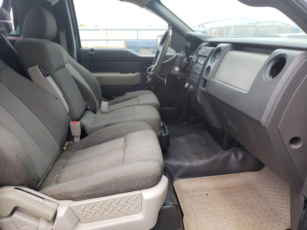 Photo 5 from auction – 2010 FORD F150 with VIN 1FTMF1CW0AKB47866