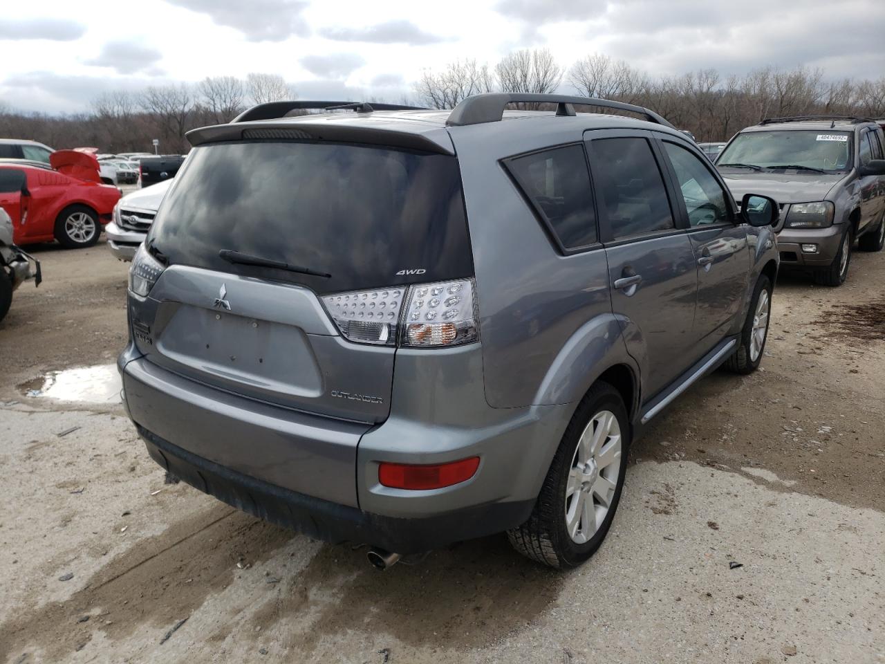 Photo 4 from auction – 2013 MITSUBISHI OUTLANDER with VIN JA4JT3AW7DU019914
