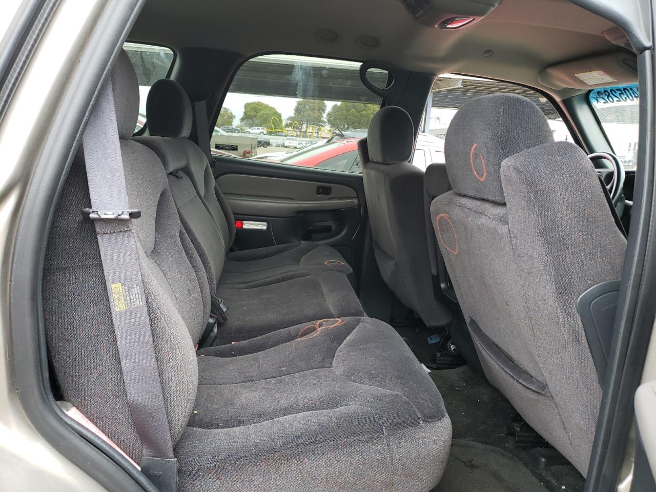 Photo 6 from auction – 2001 GMC YUKON with VIN 1GKEC13V21J302447
