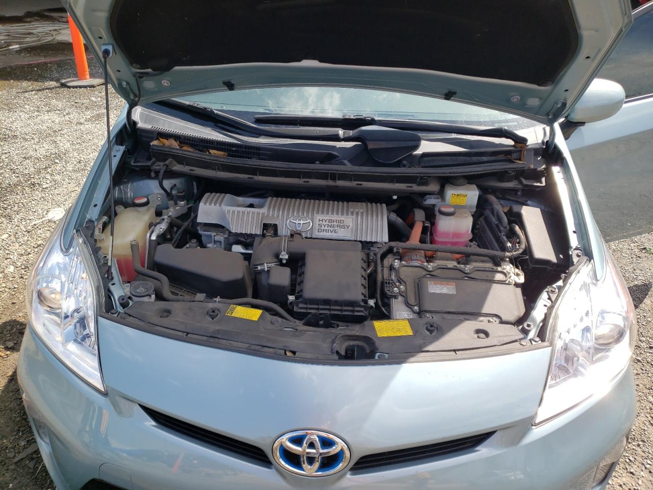Photo 7 from auction – 2015 TOYOTA PRIUS with VIN JTDKN3DU5F1869057