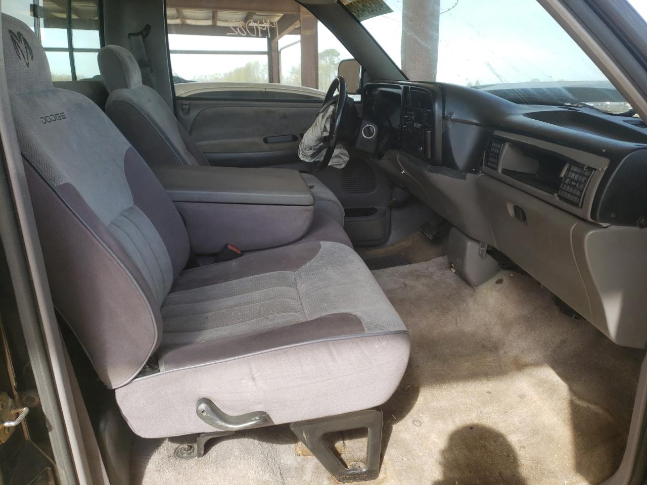 Photo 5 from auction – 1996 DODGE RAM 1500 with VIN 1B7HC16Z8TJ114879