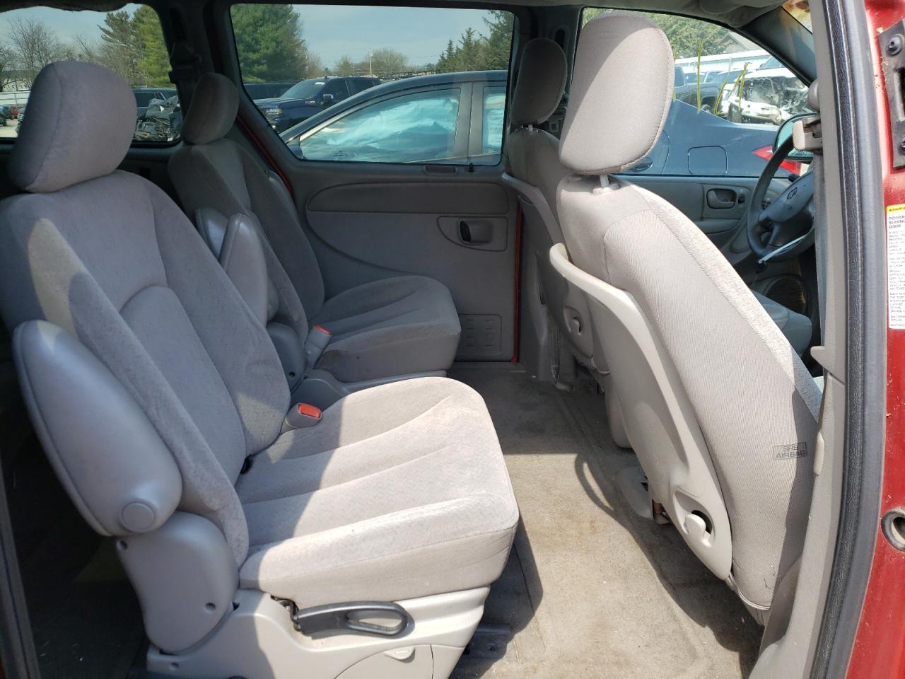 Photo 6 from auction – 2002 DODGE GRAND CARA with VIN 1B8GP34382B640489