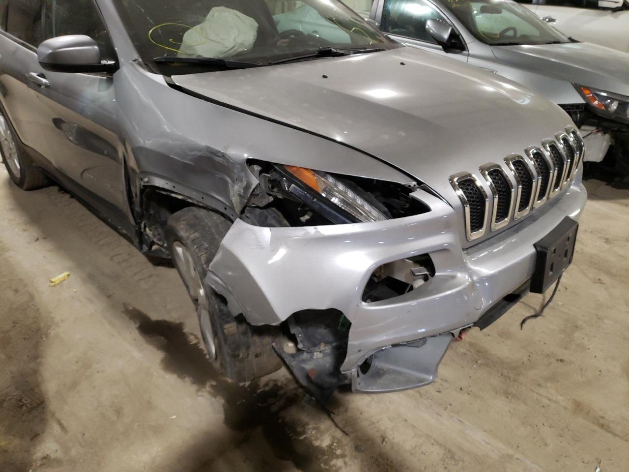 Photo 9 from auction – 2015 JEEP CHEROKEE L with VIN 1C4PJLDB1FW670140