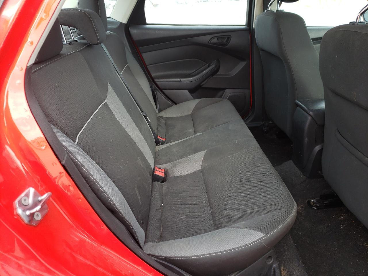 Photo 6 from auction – 2012 FORD FOCUS SE with VIN 1FAHP3F28CL382800