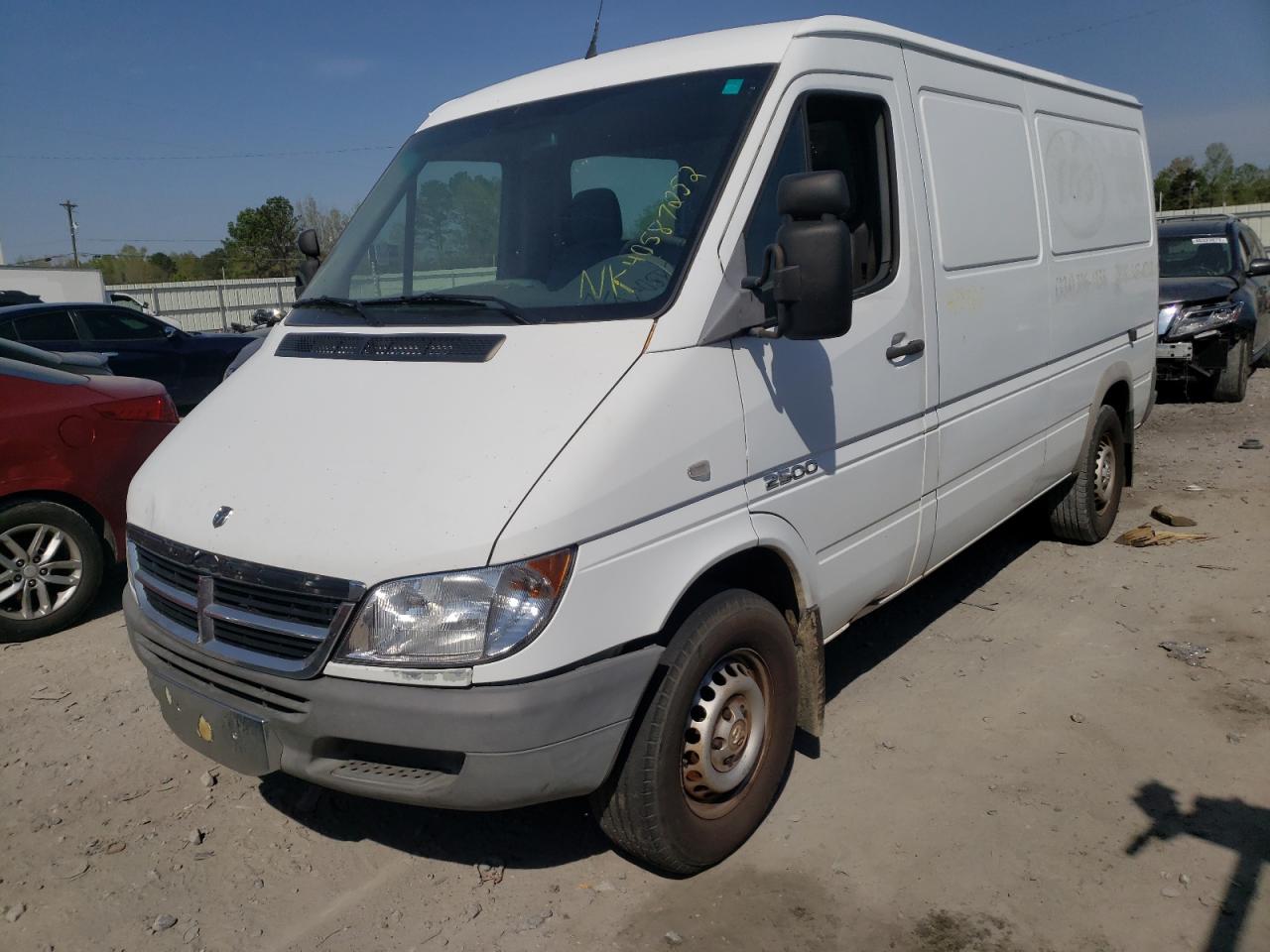 Photo 2 from auction – 2004 DODGE SPRINTER with VIN WD2PD644X45692374