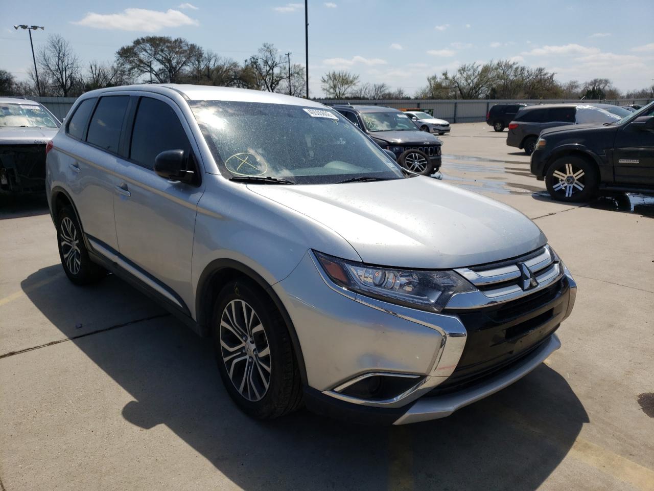 MITSUBISHI OUTLANDER 2018 con VIN JA4AD2A31JZ014686 - Foto de la subasta