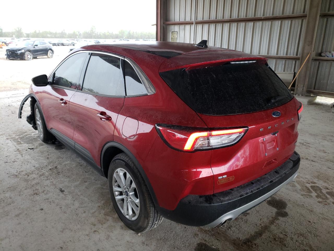 Photo 3 from auction – 2020 FORD ESCAPE SE with VIN 1FMCU0G62LUA31562