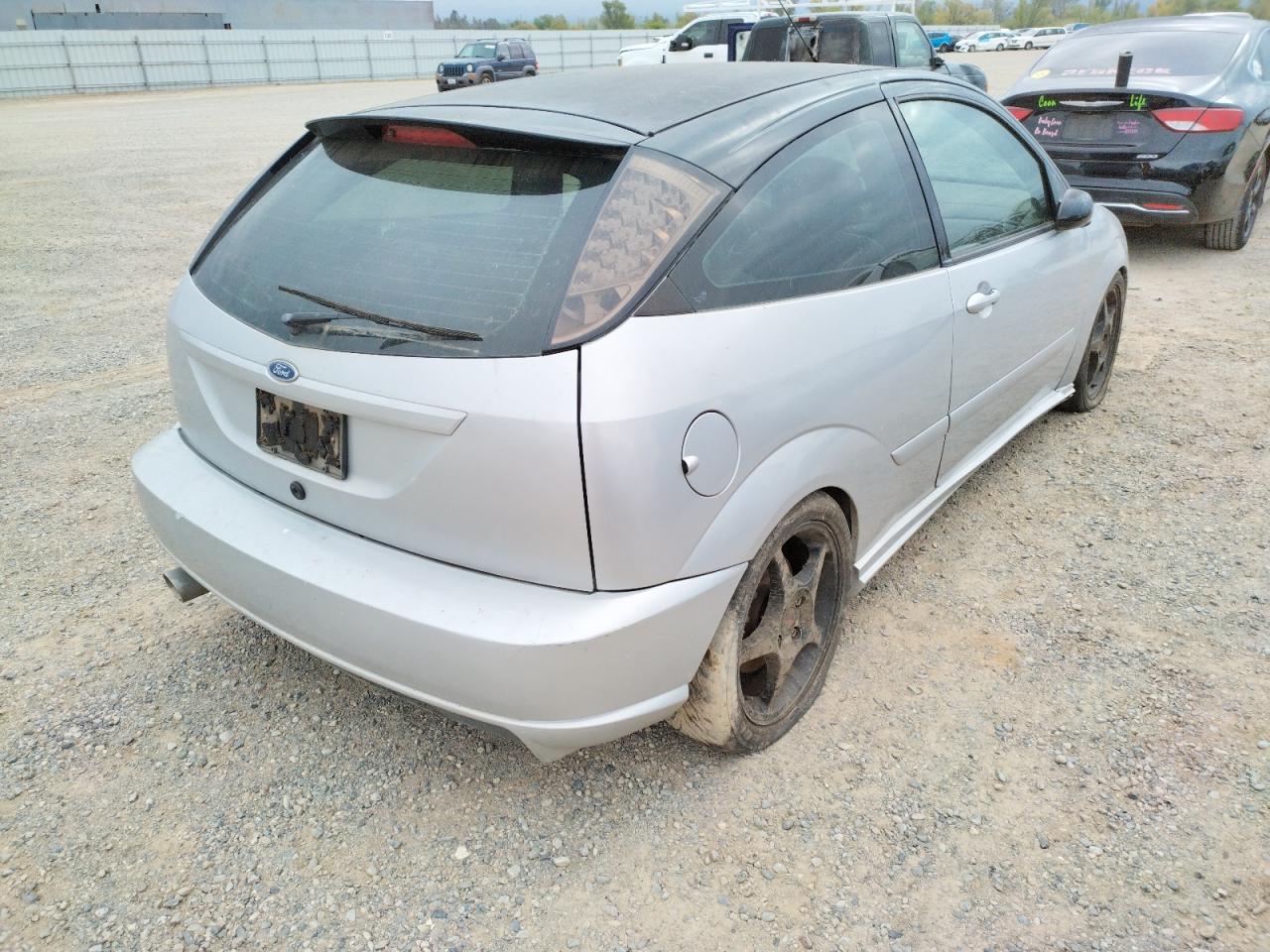 Photo 4 from auction – 2003 FORD FOCUS SVT with VIN 3FAHP39553R172808