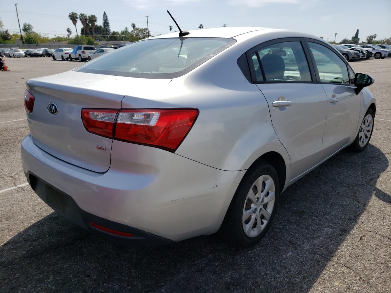 Photo 4 from auction – 2014 KIA RIO LX with VIN KNADM4A38E6363878