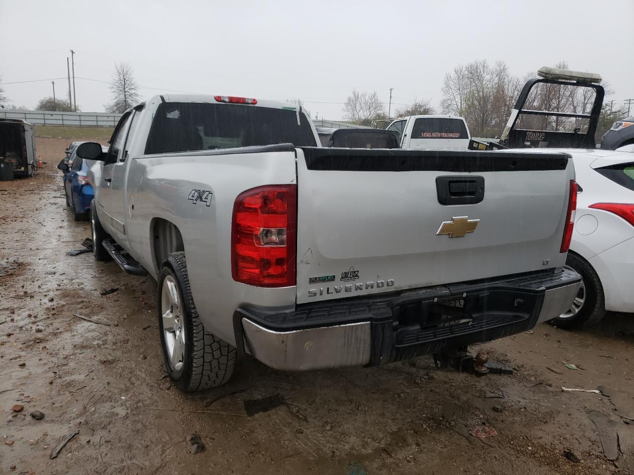 Photo 3 from auction – 2011 CHEVROLET SILVERADO with VIN 1GCRKSE01BZ408124