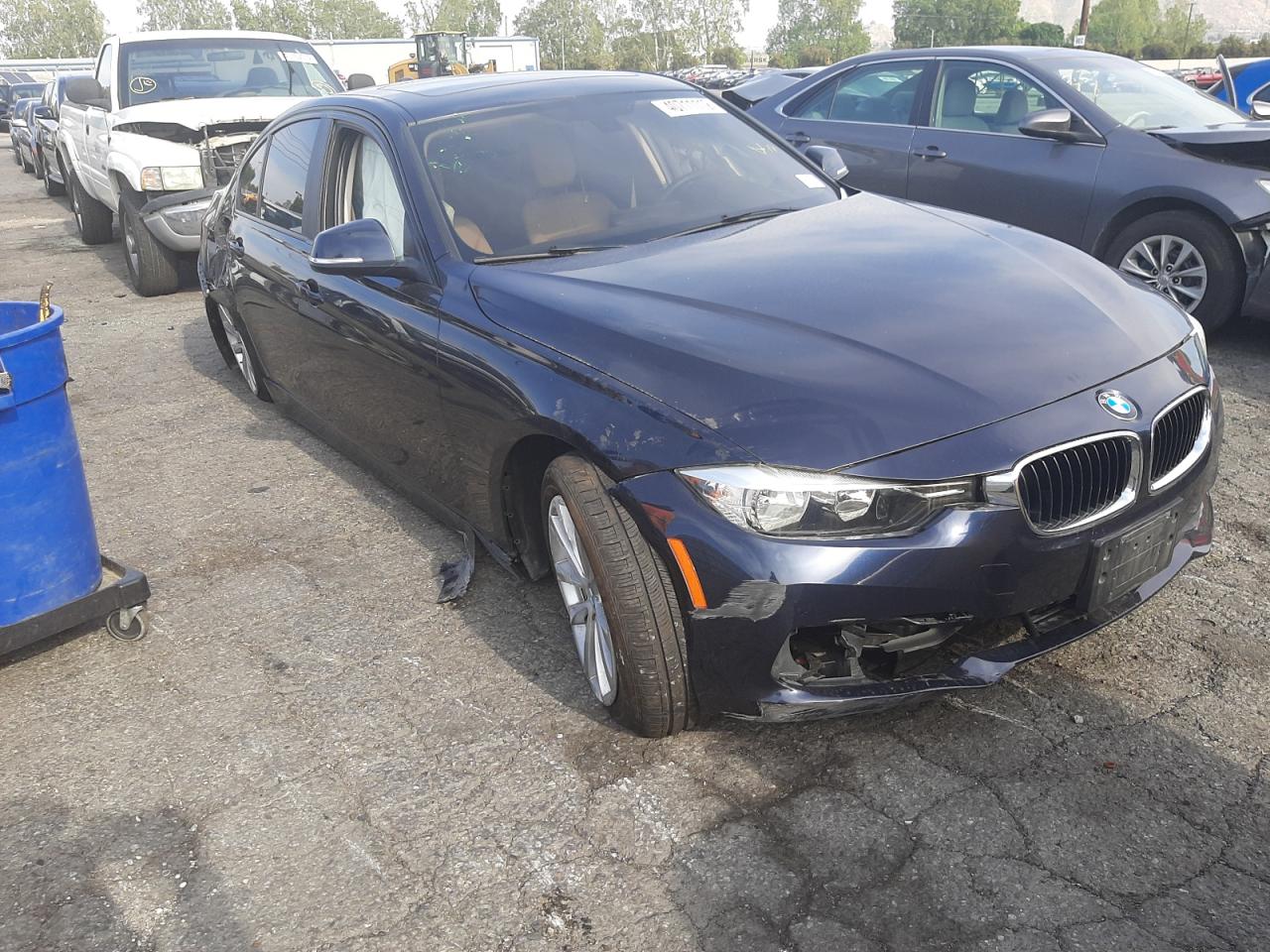 BMW 320 I 2017 with VIN WBA8E1G31HNU15642 - Photo from auction
