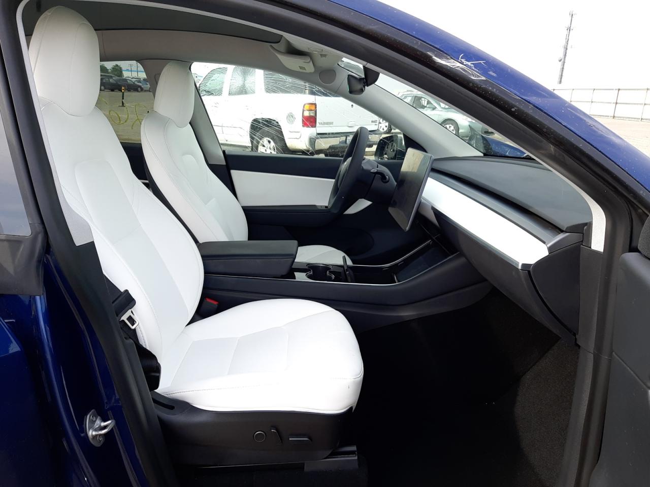Photo 5 from auction – 2021 TESLA MODEL Y with VIN 5YJYGDEE4MF095955