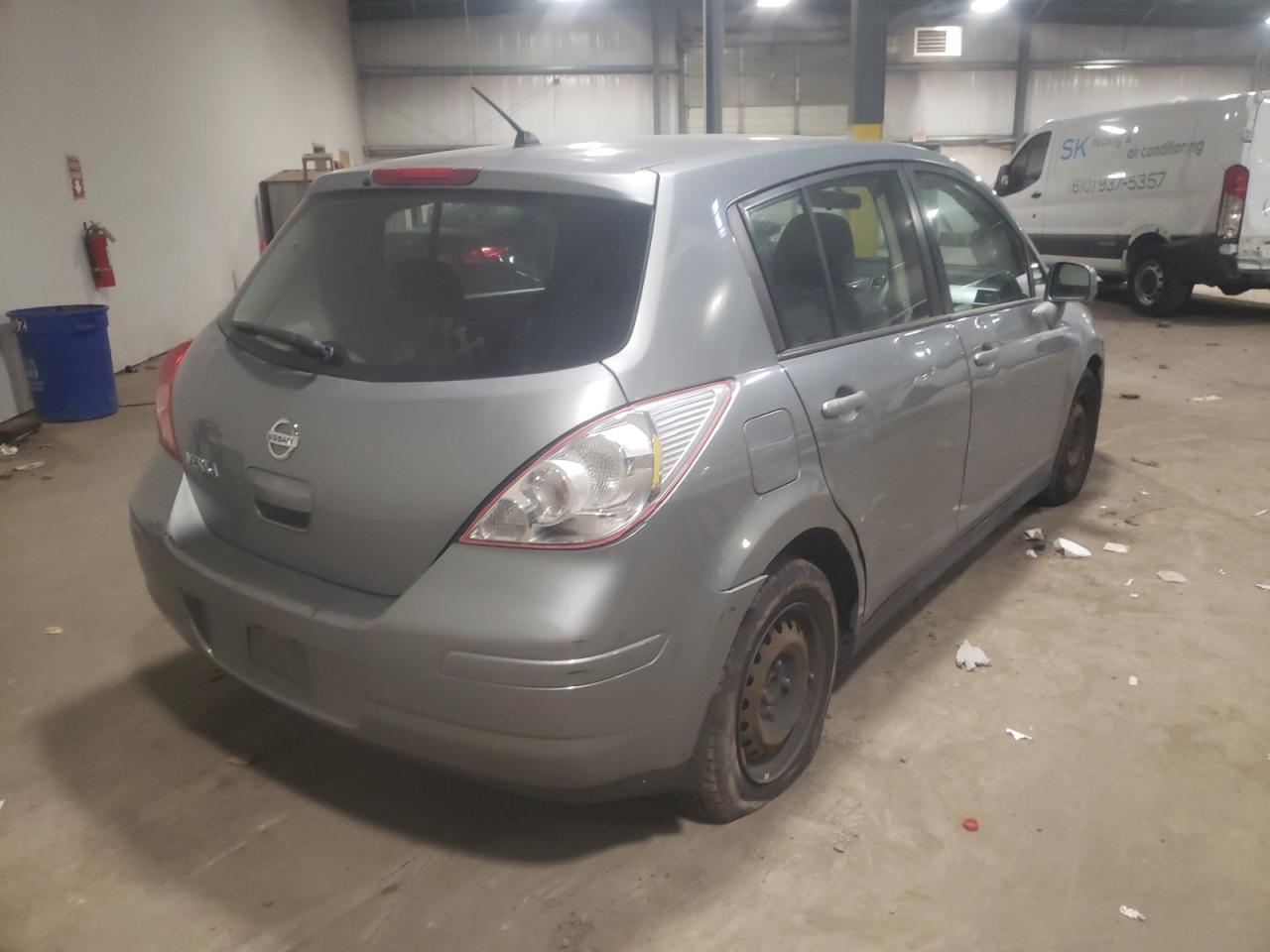 Photo 4 from auction – 2008 NISSAN VERSA with VIN 3N1BC13E98L385329