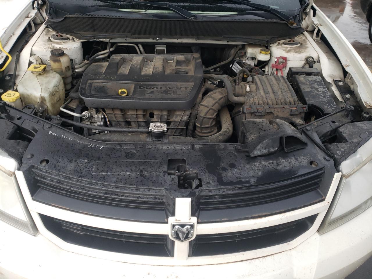 Photo 7 from auction – 2010 DODGE AVENGER SX with VIN 1B3CC4FB0AN202833