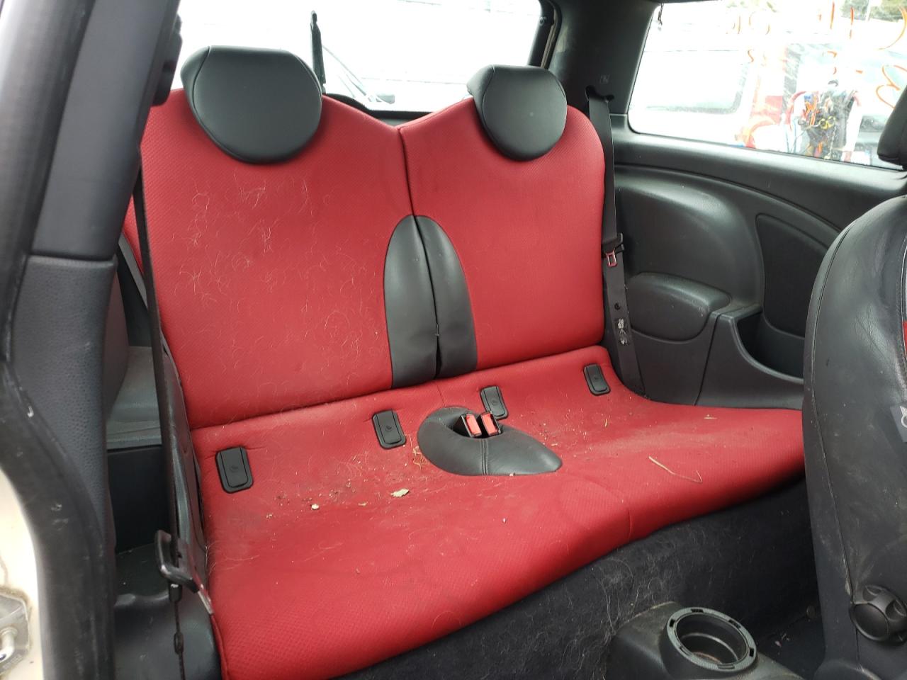Photo 6 from auction – 2006 MINI COOPER S with VIN WMWRE33596TL21511