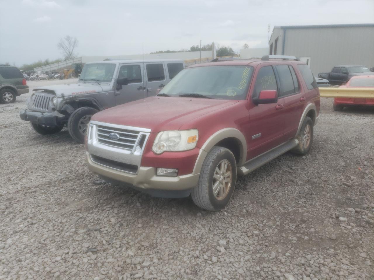 Photo 2 from auction – 2007 FORD EXPLORER E with VIN 1FMEU64E67UA42870