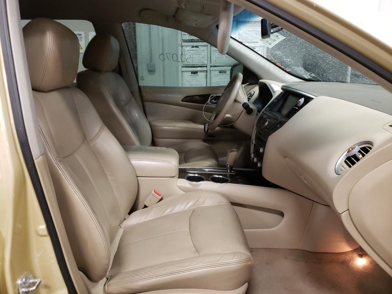 Photo 5 from auction – 2013 NISSAN PATHFINDER with VIN 5N1AR2MN6DC625739