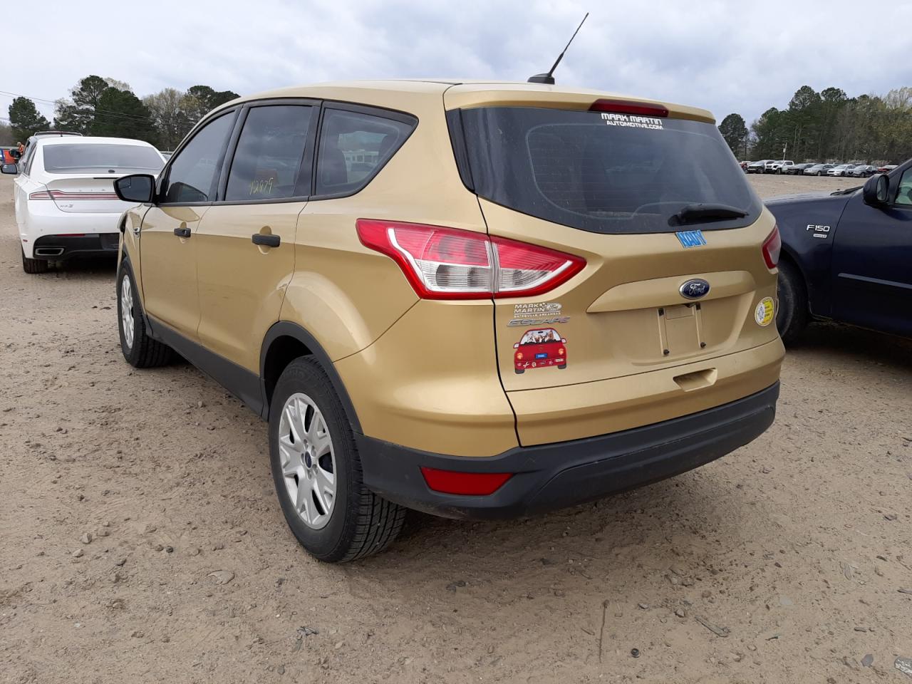 Photo 3 from auction – 2014 FORD ESCAPE S with VIN 1FMCU0F74EUB93190