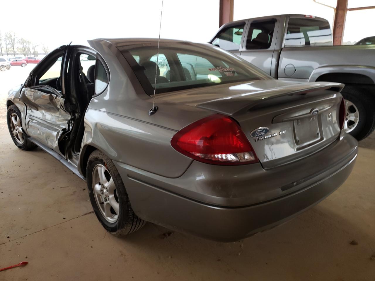 Photo 3 from auction – 2004 FORD TAURUS SE with VIN 1FAFP53U94A107569