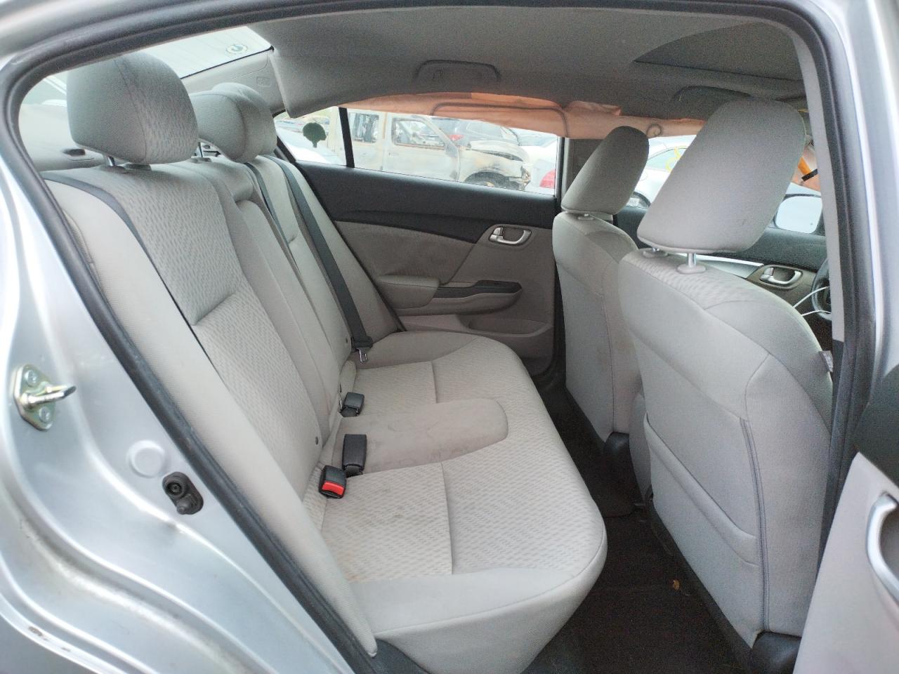 Photo 6 from auction – 2015 HONDA CIVIC EX with VIN 2HGFB2F86FH520190