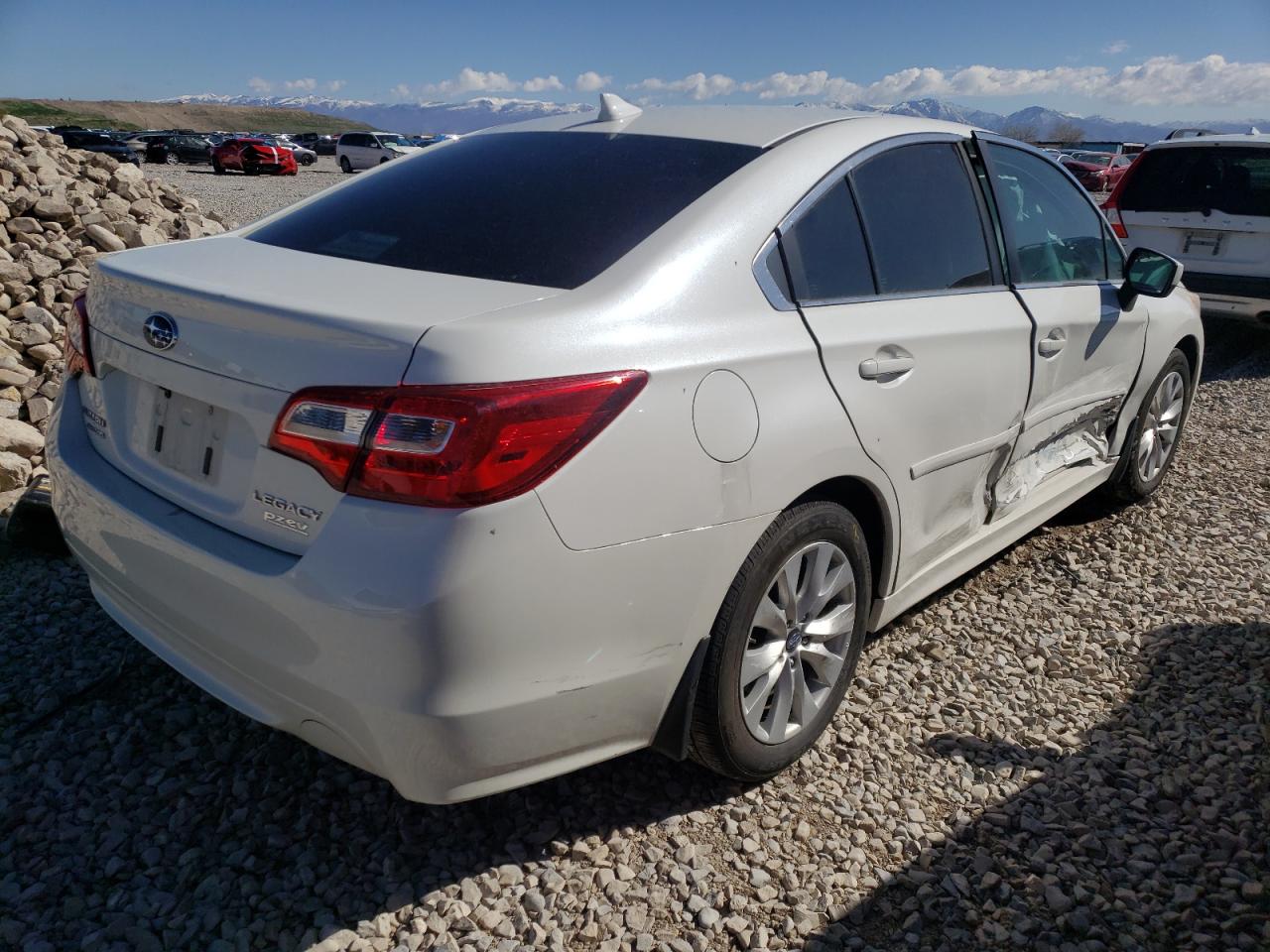 Photo 4 from auction – 2016 SUBARU LEGACY 2.5 with VIN 4S3BNAD69G3043128