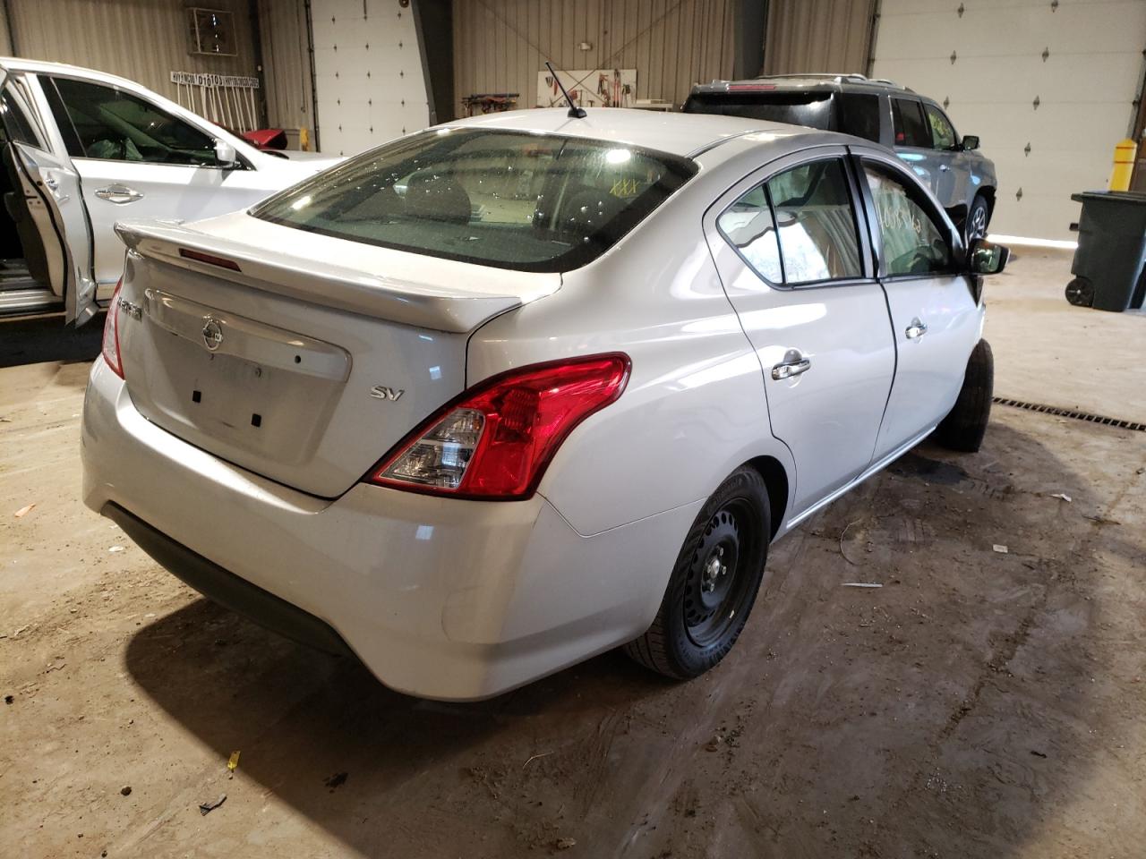Photo 4 from auction – 2019 NISSAN VERSA S with VIN 3N1CN7AP8KL868145