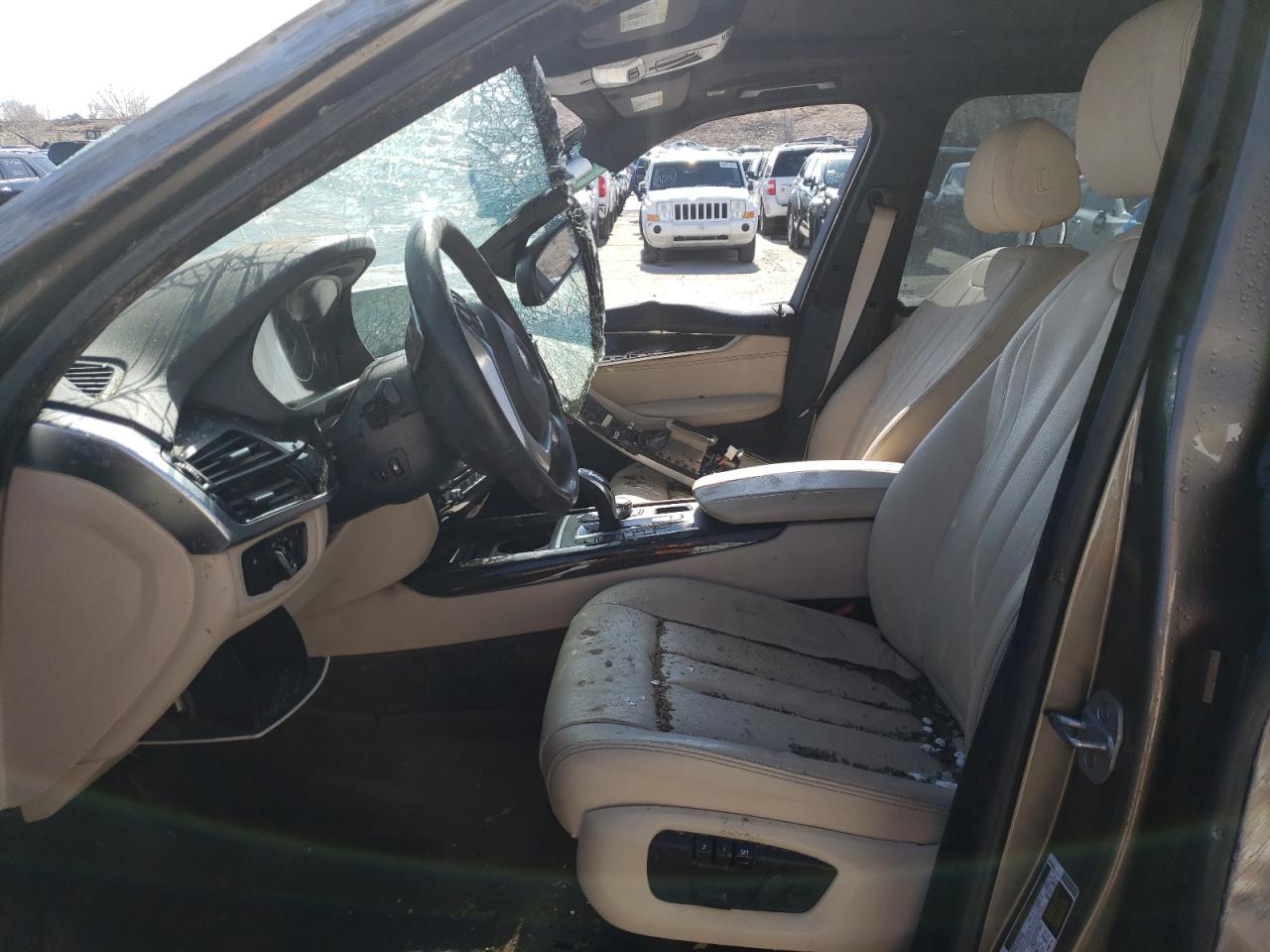 Photo 5 from auction – 2018 BMW X5 XDRIVE3 with VIN 5UXKR0C52J0X98183