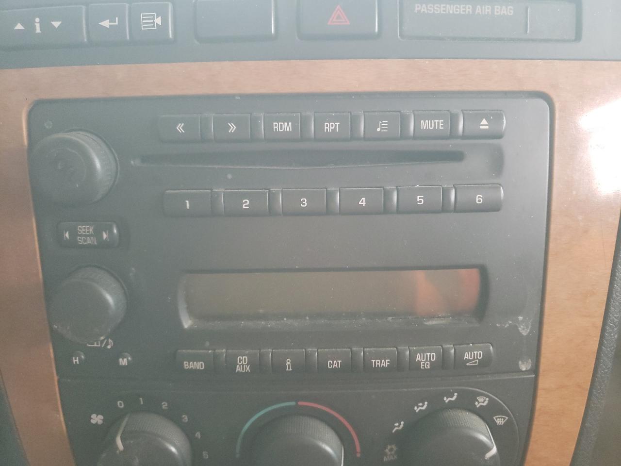 Photo 9 from auction – 2005 SATURN RELAY 2 with VIN 5GZDV03LX5D167263