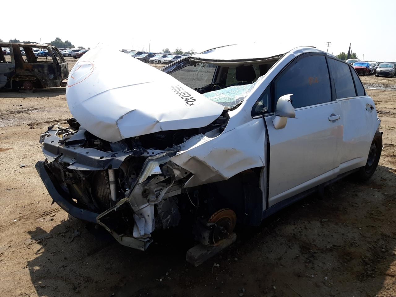 Photo 2 from auction – 2008 NISSAN VERSA S with VIN 3N1BC11E08L461281