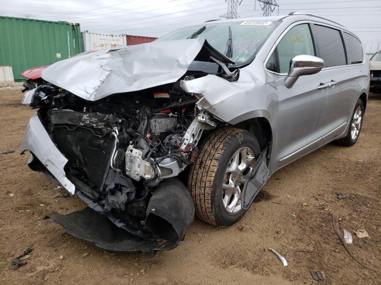 Photo 2 from auction – 2019 CHRYSLER PACIFICA L with VIN 2C4RC1GG7KR552191